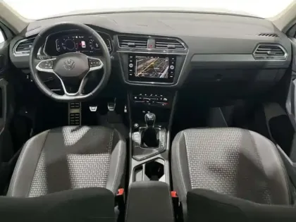 Photo 7 Volkswagen Tiguan 2.0 TDI 150ch BVM6 Active