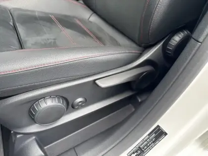 Photo 18 Mercedes Classe B 200 d AMG Line