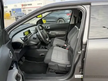 Photo 12 Citroën C4 1.5 BlueHDi 102 Shine Business