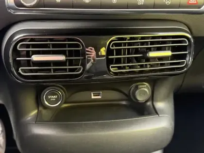 Photo 18 Citroën C4 1.5 BlueHDi 102 Shine Business