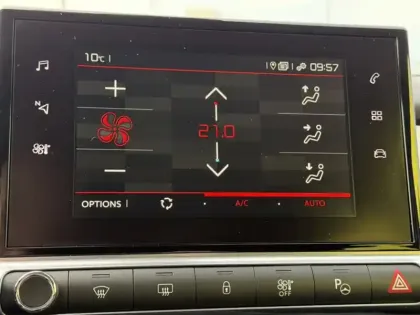 Photo 14 Citroën C4 1.5 BlueHDi 102 Shine Business