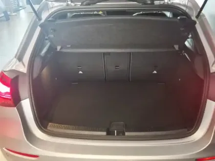 Photo 26 Mercedes Classe A Gén. IV (W177) Ph2 Progressive Line 5