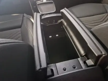 Photo 39 Mercedes Classe A Gén. IV (W177) Ph2 Progressive Line 5