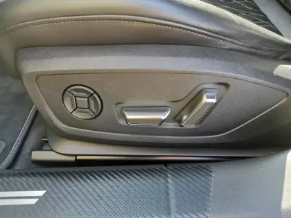 Photo 16 Audi A6 40 TDI S line 2.0 tdi 204 ch S