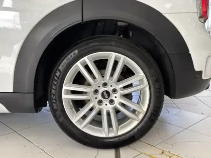 Photo 11 Mini Countryman Gén. II (F60) Ph1 Chili 5