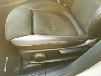 Photo 13 Mercedes Classe A 200 AMG Line 7G-DCT 163 ch