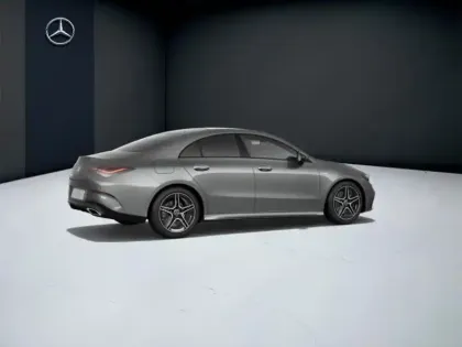 Photo 18 Mercedes CLA  250 e Hybrid EQ Coupé AMG 