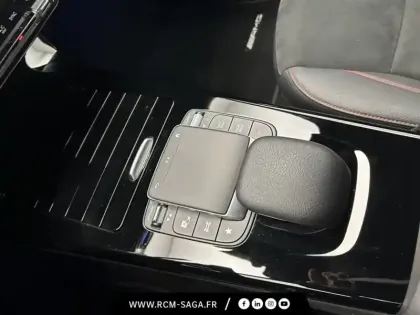 Photo 11 Mercedes Classe A 200 d AMG Line