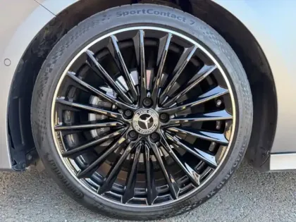 Photo 5 Mercedes Classe A 180 d AMG Line