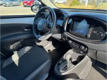 Photo 6 Toyota Aygo 1.0 VVT-i 72 Dynamic CVT