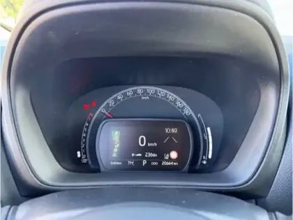 Photo 12 Toyota Aygo 1.0 VVT-i 72 Dynamic CVT