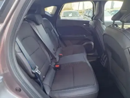 Photo 36 Renault Captur II esprit Alpine full hybrid E-Tech 160-25