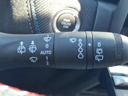 Photo 34 Renault Captur II esprit Alpine full hybrid E-Tech 160-25