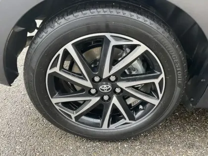 Photo 8 Toyota Yaris Hybride 116h Design