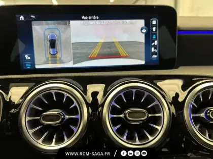 Photo 22 Mercedes Classe A 200 d AMG Line