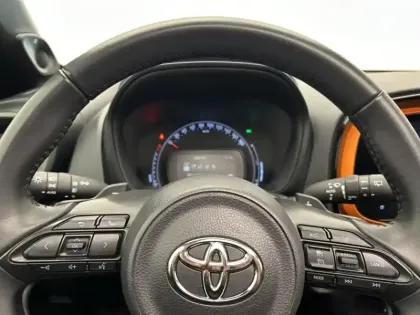 Photo 13 Toyota Aygo 1.0 CVT 72 Air Limited