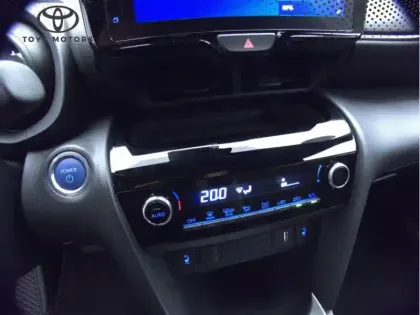 Photo 10 Toyota Yaris Hybride 1.5 HYBRID 116H DESIGN / PACK CARGO