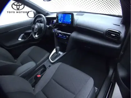 Photo 17 Toyota Yaris Hybride 1.5 HYBRID 116H DESIGN / PACK CARGO