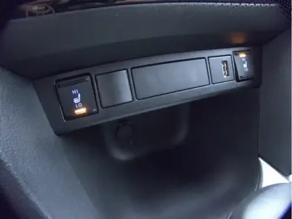 Photo 11 Toyota Yaris Hybride 1.5 HYBRID 116H DESIGN / PACK CARGO