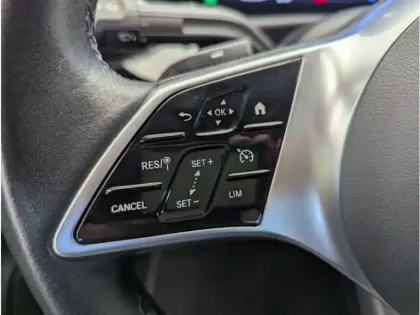 Photo 16 Mercedes Classe A 180 d Berline Business Line