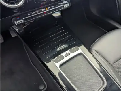 Photo 21 Mercedes Classe A 180 d Berline Business Line