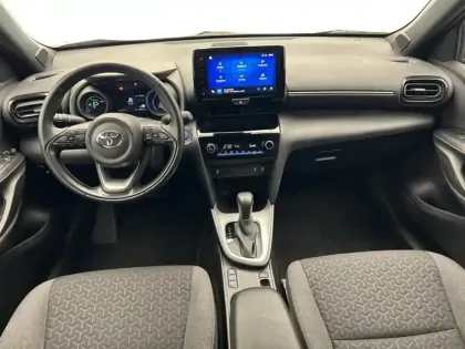 Photo 13 Toyota Yaris Hybride 1.5 HYBRID 116H DESIGN / PACK CARGO