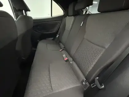 Photo 12 Toyota Yaris Hybride 1.5 HYBRID 116H DESIGN / PACK CARGO