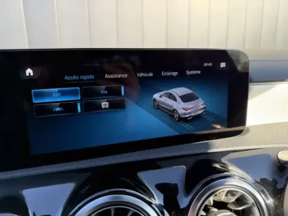 Photo 18 Mercedes CLA Coupé 220 d AMG Line