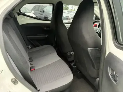 Photo 14 Toyota Aygo 1.0 VVT-i x-play / X-style