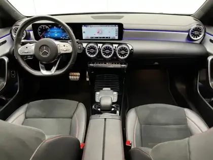 Photo 10 Mercedes CLA Coupé 250 e AMG Line