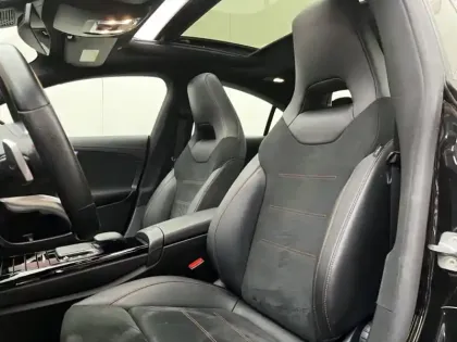 Photo 15 Mercedes CLA Coupé 250 e AMG Line