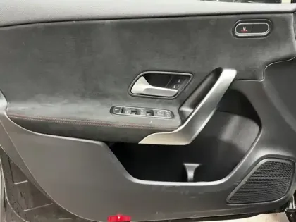 Photo 13 Mercedes Classe A Gén. IV (W177) Ph2 AMG Line 5