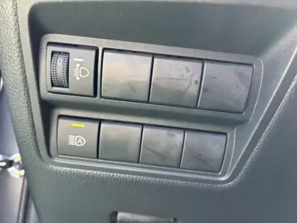 Photo 14 Toyota Yaris Hybride 116h Design / Pack confort