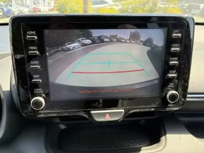 Photo 13 Toyota Yaris Hybride 116h Design / Pack confort