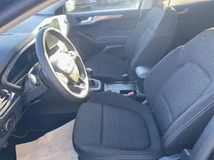 Photo 40 Ford Focus Gén. IV Ph1 Titanium X Business 5