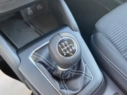 Photo 7 Ford Focus Gén. IV Ph1 Titanium X Business 5