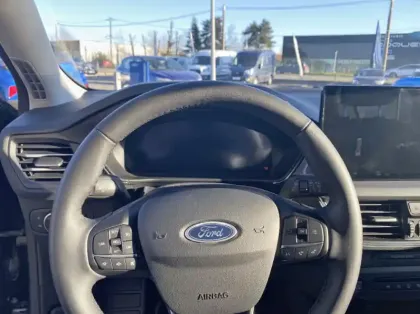 Photo 6 Ford Focus Gén. IV Ph1 Titanium X Business 5