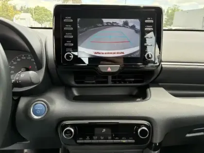 Photo 17 Toyota Yaris Hybride 1.5 HYBRID 116H DYNAMIC