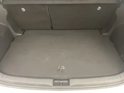 Photo 16 Toyota Yaris Hybride 116h Dynamic