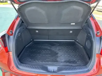 Photo 7 Toyota C-HR Hybride Première 2.0 184 ch