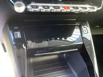 Photo 20 Peugeot 208 Nouvelle 100 S&S BVM6 Allure