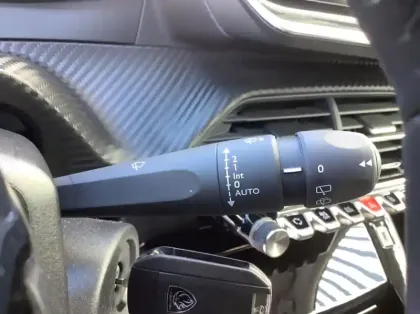 Photo 45 Peugeot 208 Gén. II Ph2 Allure 5