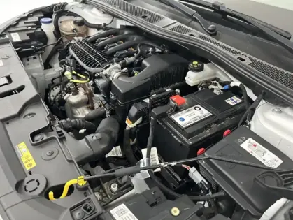 Photo 50 Opel Corsa Gén. VI Ph1 NG Elegance Business 5