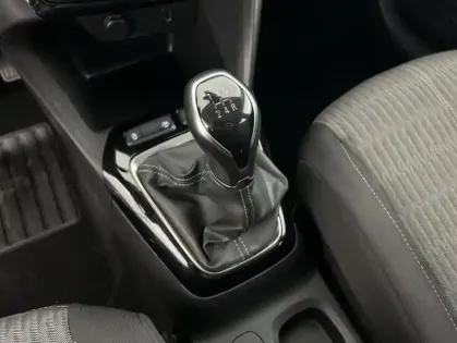 Photo 37 Opel Corsa Gén. VI Ph1 NG Elegance Business 5