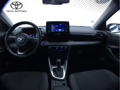 Photo 15 Toyota Yaris Hybride 116h Design RDS