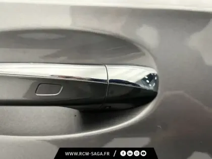 Photo 17 Mercedes Classe A 200 d AMG Line