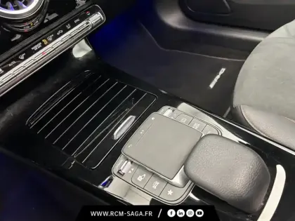 Photo 11 Mercedes Classe A 200 d AMG Line