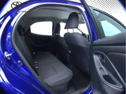 Photo 17 Toyota Yaris Hybride 116h Design / Pack confort