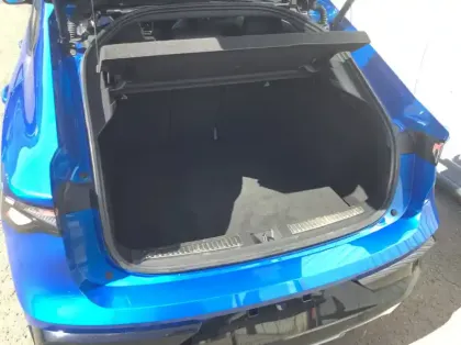 Photo 9 Renault Rafale Nouveau E-Tech full hybrid 200 ch esprit Alpine