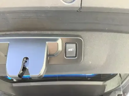 Photo 21 Renault Rafale Nouveau E-Tech full hybrid 200 ch esprit Alpine